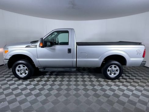 Used 2016 Ford F250 XL w/ XL Appearance Package image 5