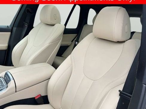 Used 2022 BMW X5 xDrive45e AWD/4WD image 3