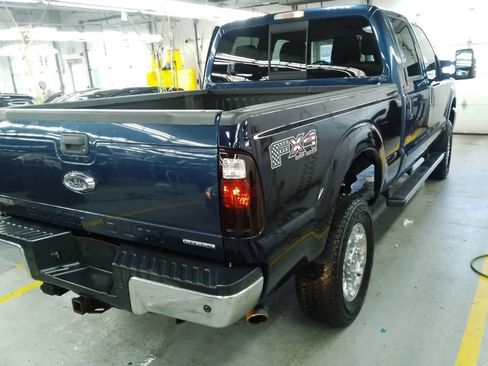 Used 2016 Ford F250 Lariat w/ Chrome Package image 2