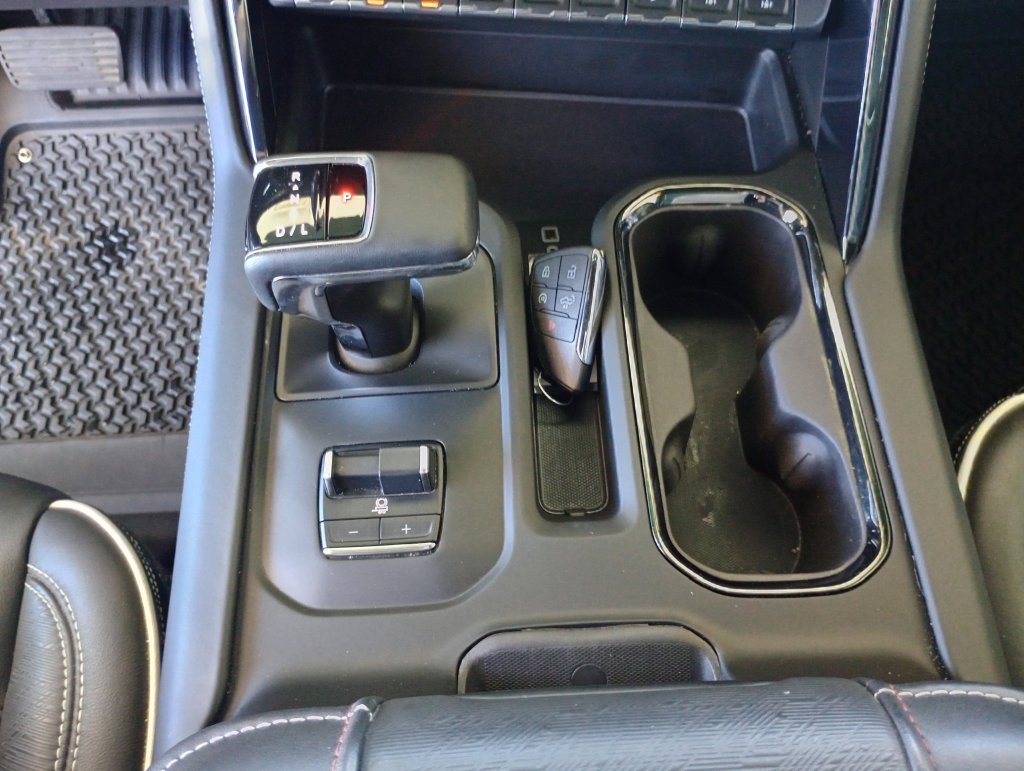 Certified 2024 GMC Sierra 1500 AT4X AWD/4WD image 12