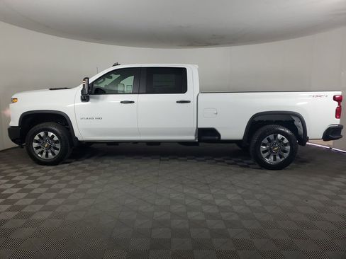 New 2026 Chevrolet Silverado 2500 Custom w/ Custom Value Package image 7