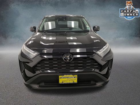 Used 2023 Toyota RAV4 LE AWD/4WD image 2