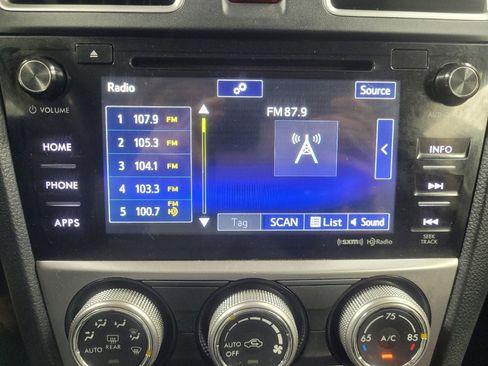 Used 2017 Subaru Crosstrek 2.0i Limited image 25