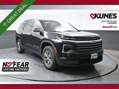 Used 2024 Chevrolet Traverse LT