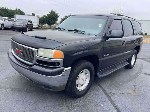 Used 2003 GMC Yukon SLT w/ 1SC Preferred Equipment Group image 2