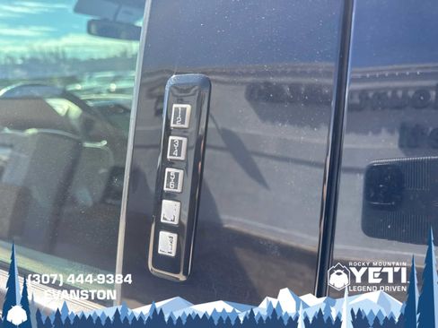 Used 2017 Ford F150 Lariat AWD/4WD image 23