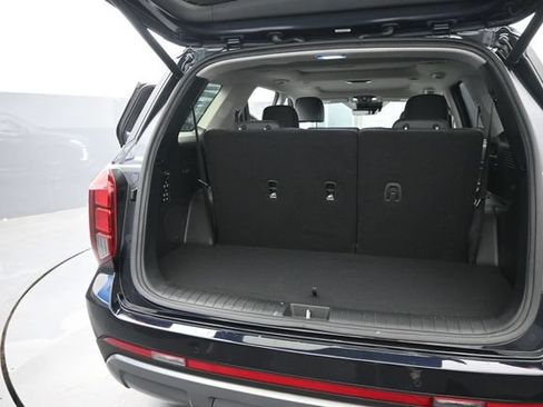 Used 2023 Hyundai Palisade Limited FWD image 8