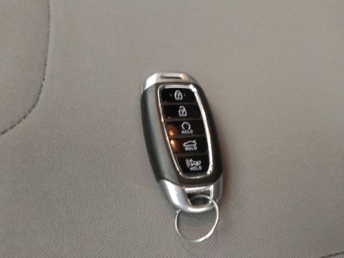Used 2023 Hyundai Elantra SEL FWD image 32