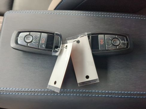 Used 2024 Ford Bronco Wildtrak AWD/4WD image 27