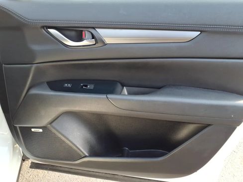 Used 2019 MAZDA CX-5 Touring image 10