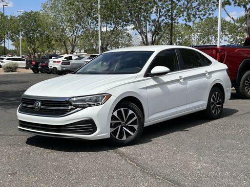 Used 2024 Volkswagen Jetta S FWD image 31