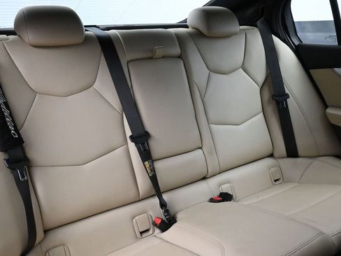 Used 2024 Cadillac CT5 Luxury RWD image 12