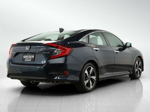 Used 2016 Honda Civic Touring image 5