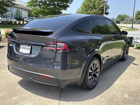 Used 2024 Tesla Model X AWD/4WD image 3