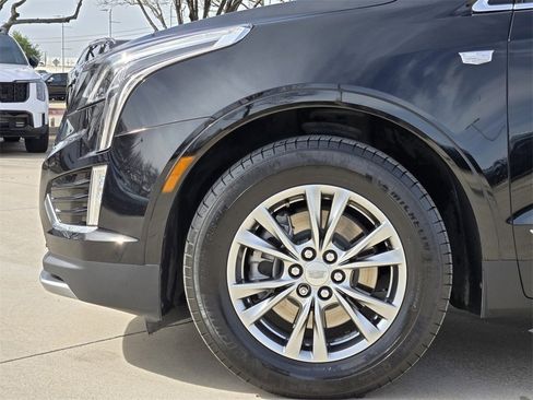 Used 2022 Cadillac XT5 Premium Luxury image 15