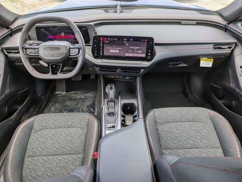New 2026 Dodge Charger Scat Pack w/ Blacktop Package AWD/4WD image 18
