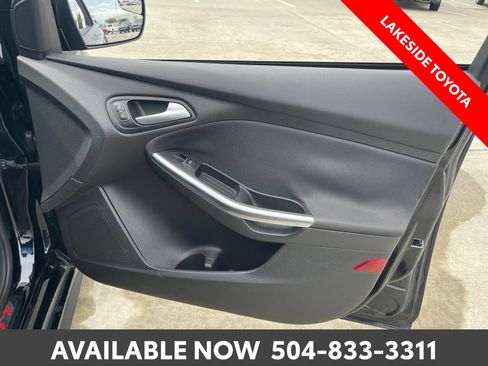Used 2018 Ford Focus ST FWD image 17