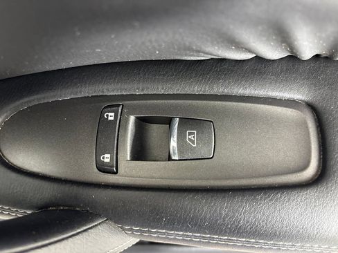 Used 2018 Nissan Armada Platinum w/ Interior Lighting Package RWD image 37