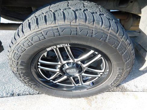 Used 2020 Chevrolet Silverado 1500 RST w/ Texas Edition image 7