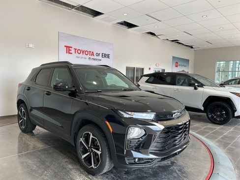 Used 2022 Chevrolet TrailBlazer RS FWD image 1