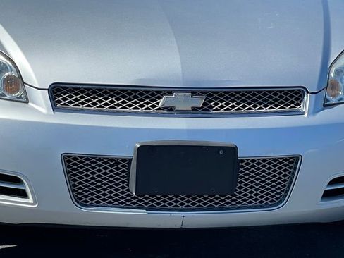 Used 2014 Chevrolet Impala Limited LS FWD image 30