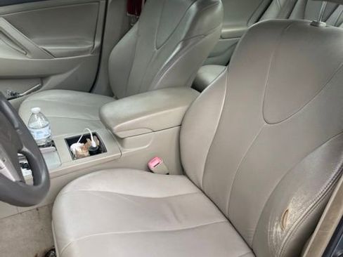 Used 2007 Toyota Camry LE FWD image 3