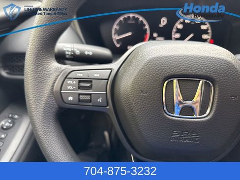 New 2026 Honda HR-V LX image 25