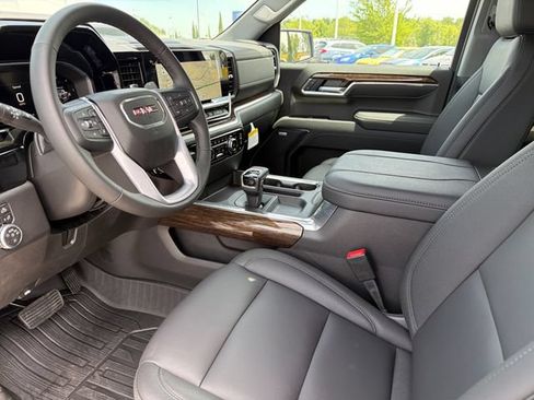 New 2026 GMC Sierra 1500 Elevation w/ Elevation Premium Package AWD/4WD image 18