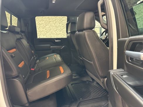 Used 2023 GMC Sierra 2500 AT4 w/ AT4 Preferred Package image 13