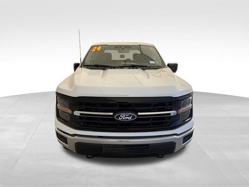 Used 2024 Ford F150 XLT w/ Tow/Haul Package AWD/4WD image 4