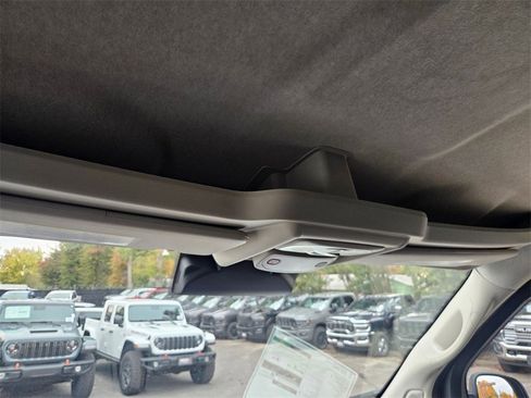 New 2026 RAM ProMaster 2500 w/ Convenience Group image 32