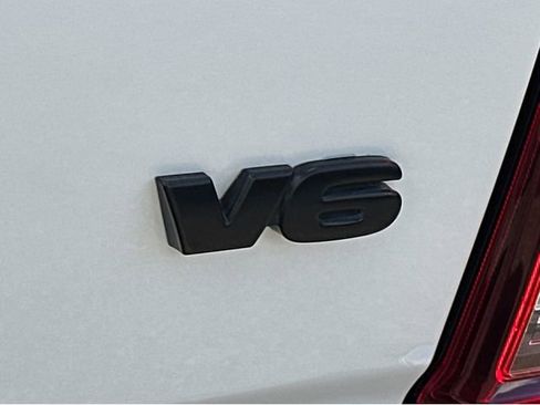 Used 2022 Toyota Tacoma SR5 image 13