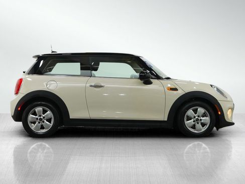 Used 2015 MINI Cooper 2-Door Hardtop FWD image 7