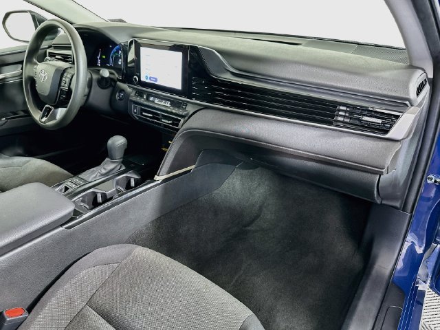 Certified 2025 Toyota Camry LE FWD image 26