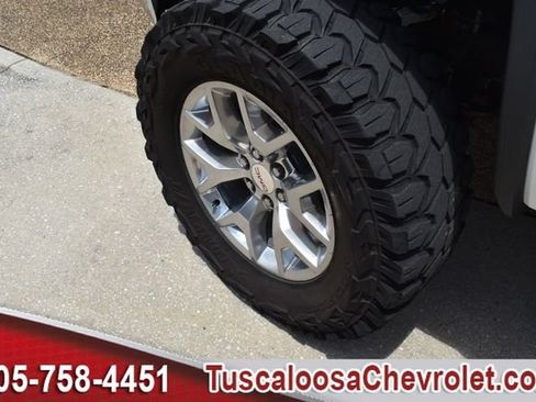 Used 2018 GMC Sierra 1500 SLT AWD/4WD image 15