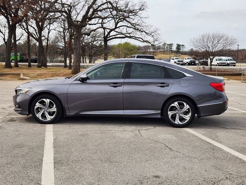 Used 2019 Honda Accord EX image 4