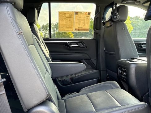 Used 2025 Chevrolet Tahoe Z71 w/ Z71 Off-Road Package AWD/4WD image 24