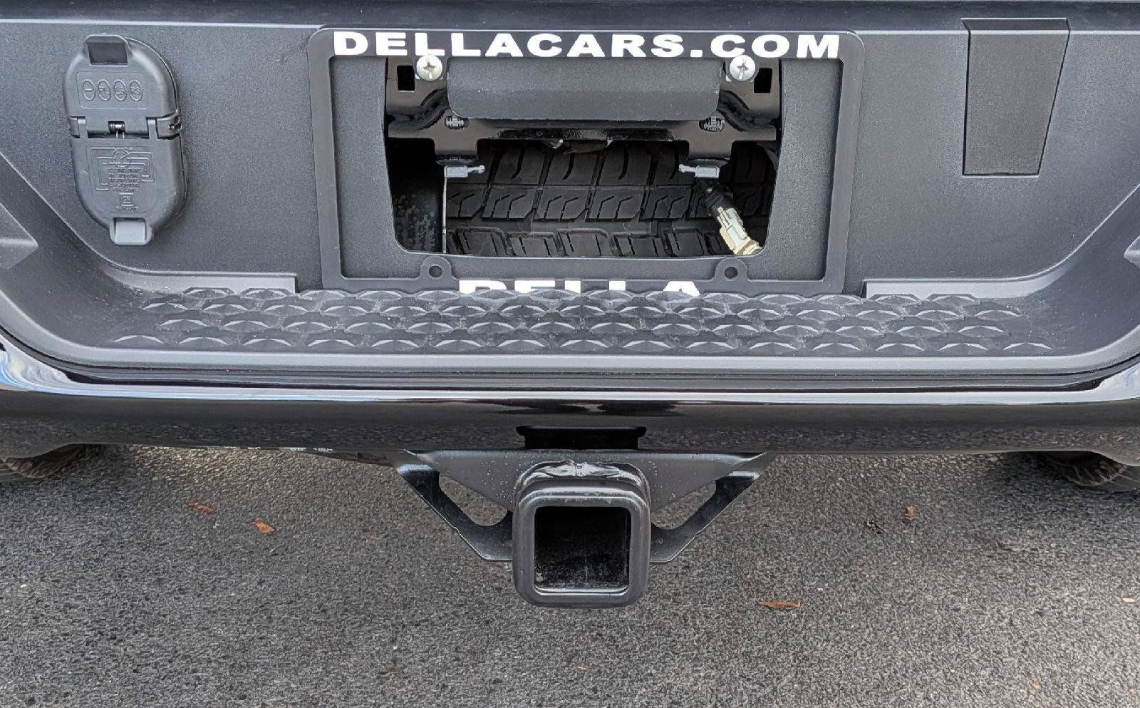 Used 2026 Chevrolet Colorado W/T w/ WT Custom Package AWD/4WD image 11