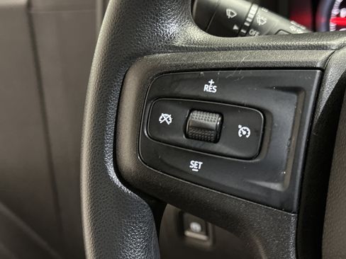 Used 2019 Chevrolet Silverado 1500 Custom w/ Custom Value Package image 27