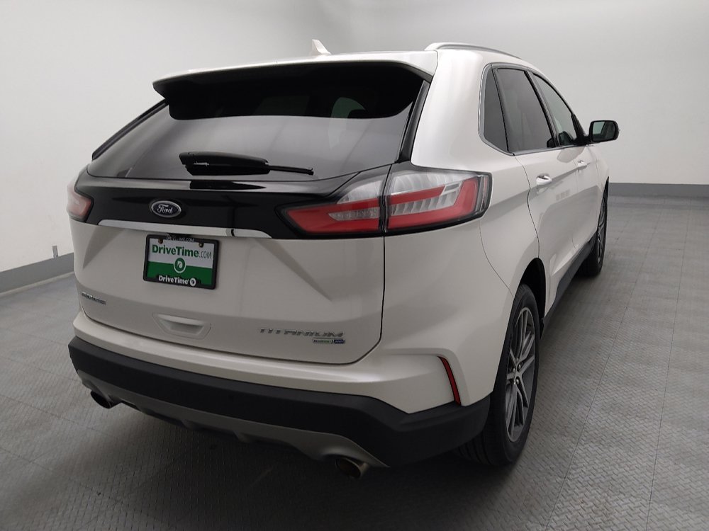 Used 2019 Ford Edge Titanium w/ Cold Weather Package AWD/4WD image 7