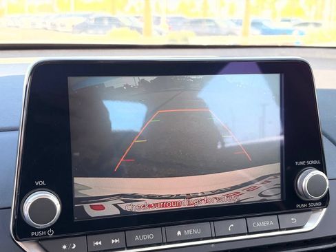 Certified 2025 Nissan Altima 2.5 SV FWD image 23