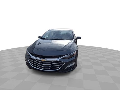 Certified 2020 Chevrolet Malibu LT w/ Leather Package image 3