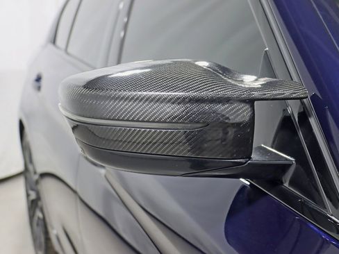 Used 2022 BMW M550i xDrive image 9