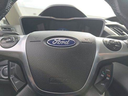 Used 2017 Ford C-MAX Energi SE FWD image 27