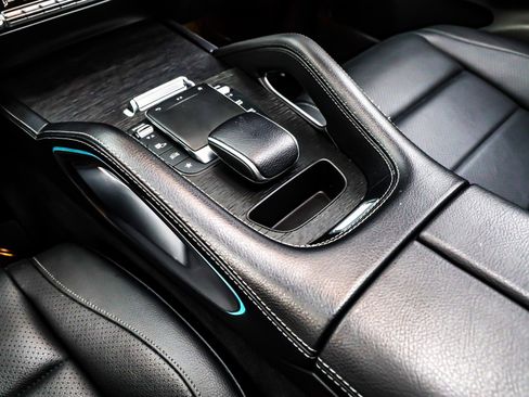 Used 2022 Mercedes-Benz GLE 350 image 6