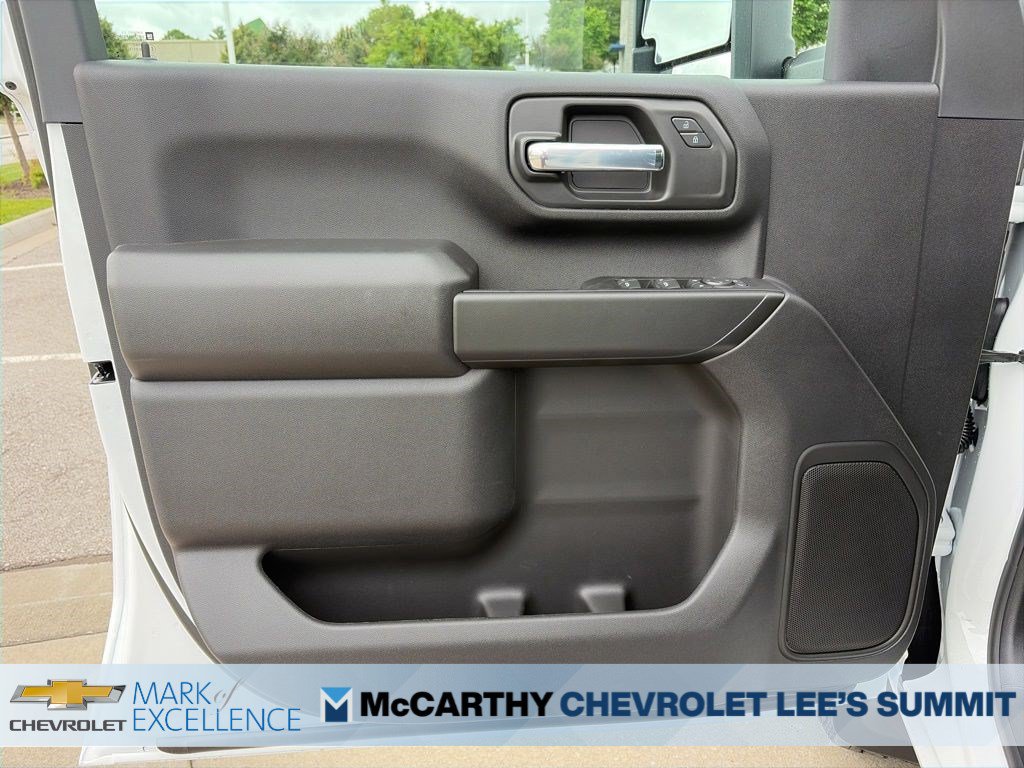 New 2026 Chevrolet Silverado 2500 Custom w/ Custom Value Package AWD/4WD image 47