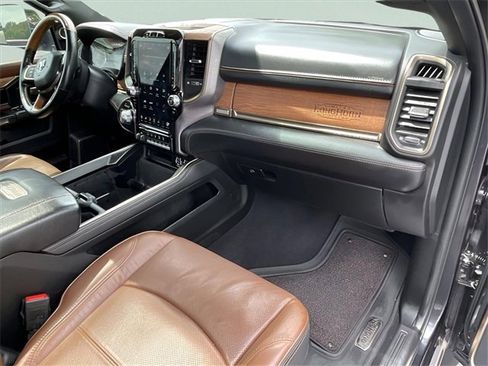 Used 2021 RAM 2500 Limited image 32