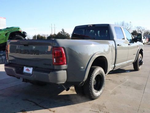 New 2026 RAM 3500 Limited AWD/4WD image 23