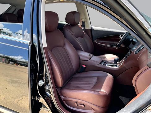 Used 2017 INFINITI QX50 2WD w/ Technology Package image 9