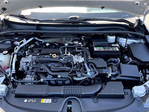 Used 2021 Toyota Corolla SE w/ Carpet Mat Package (TMS) FWD image 8